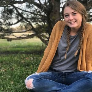 Meet your Posher, Caitlyn